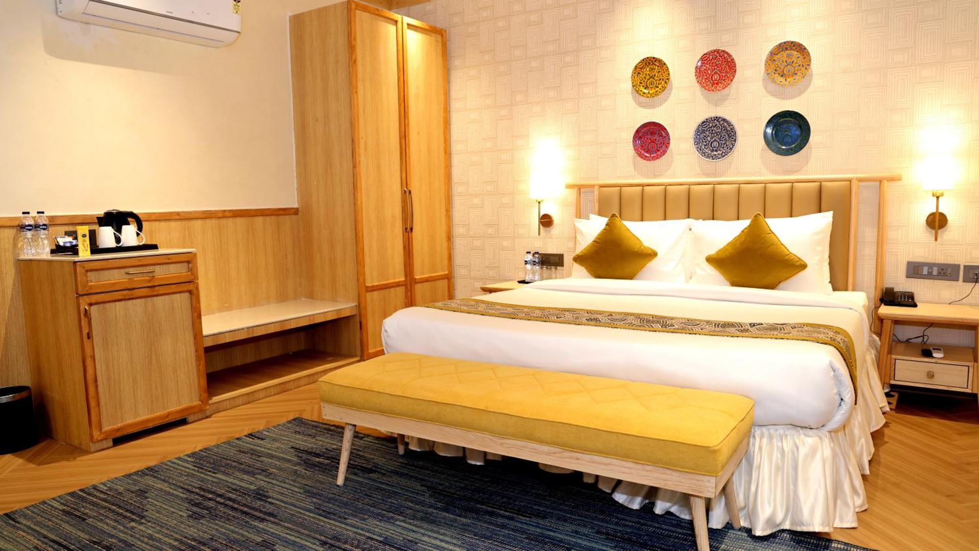 Sandoz Minerva - A Boutique Resort ムスーリー エクステリア 写真