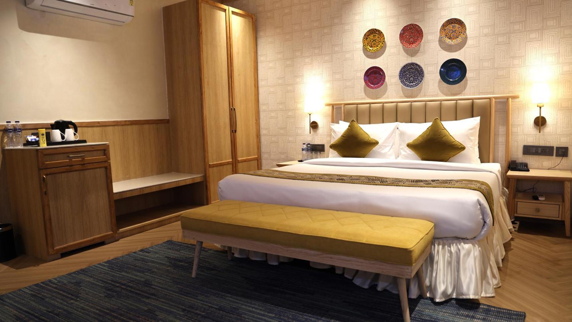 Sandoz Minerva - A Boutique Resort ムスーリー エクステリア 写真