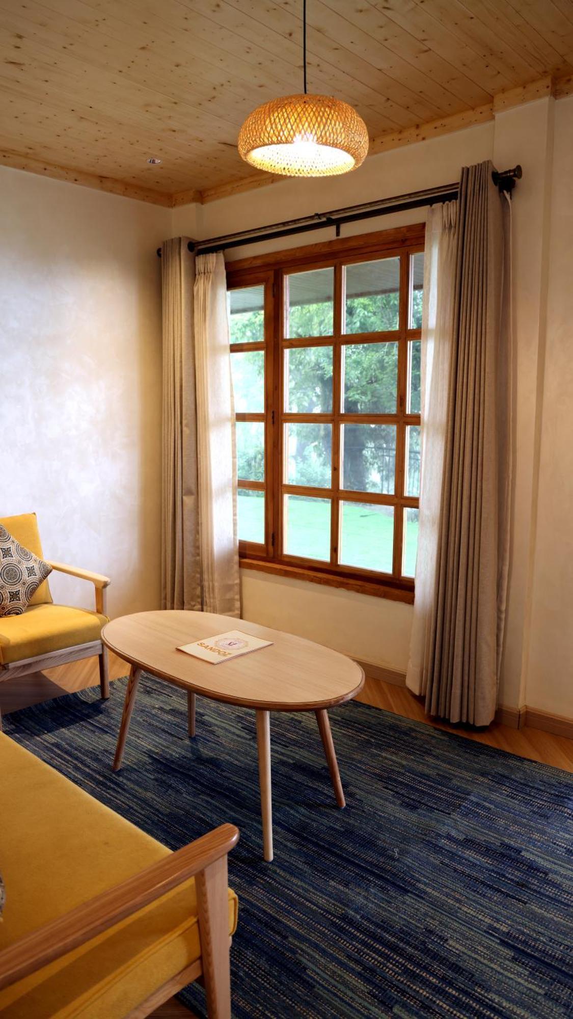 Sandoz Minerva - A Boutique Resort ムスーリー エクステリア 写真